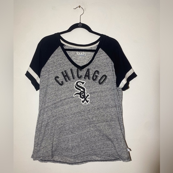 Touch by Alyssa Milano Chicago White Sox T-Shirt - Picture 1 of 2